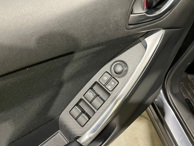 
 2016 Mazda CX-5 Touring full									