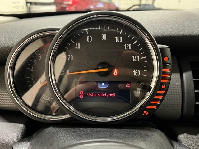 
 2017 MINI Cooper 3-door Base full									