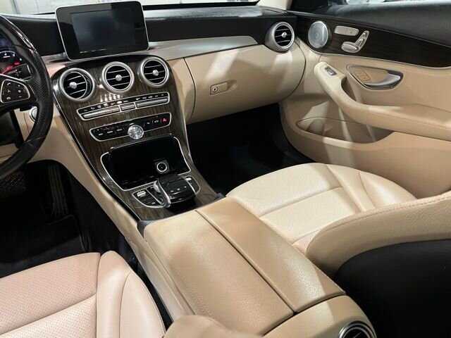 
 2015 Mercedes-Benz C-Class C 300 4MATIC full									