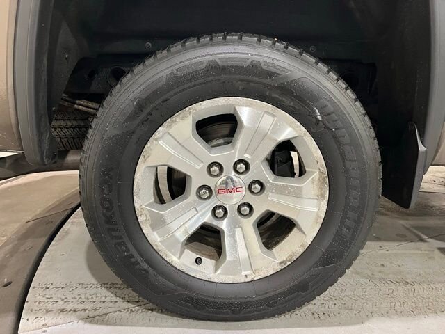 
 2015 GMC Sierra 1500 SLT full									