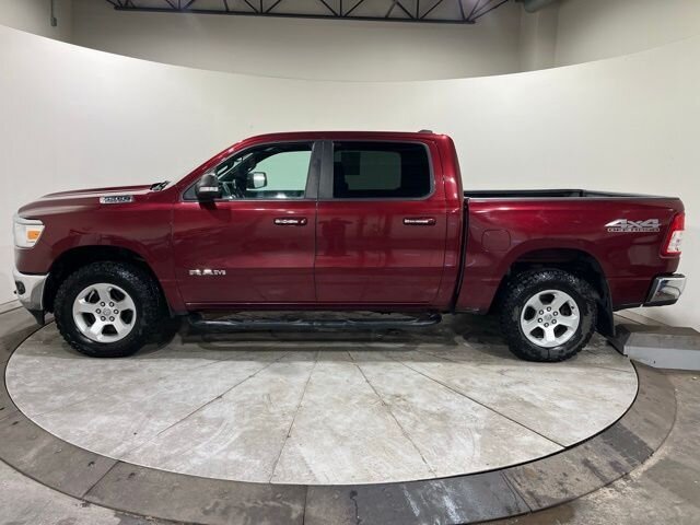 
 2019 RAM 1500 Big Horn/Lone Star w/ Apple Car Play full									