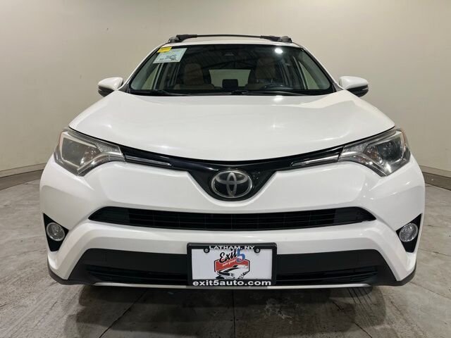 
 2017 Toyota RAV4 XLE full									