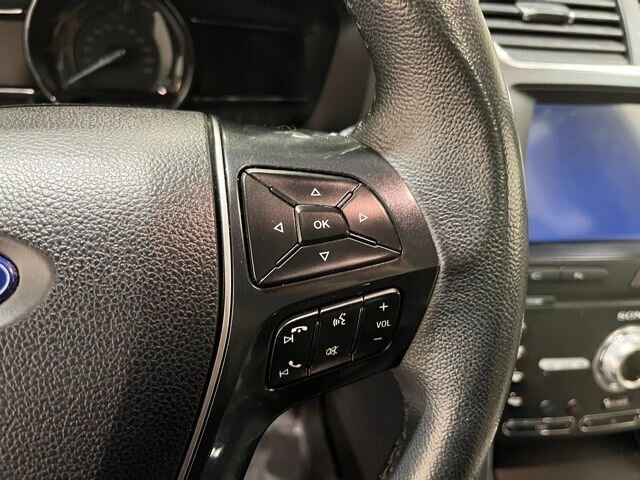 
 2019 Ford Explorer Limited full									