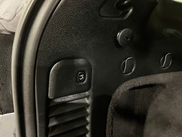 
 2020 Jeep Grand Cherokee Altitude full									