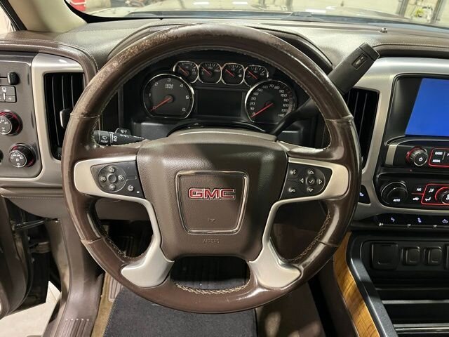 
 2015 GMC Sierra 1500 SLT full									