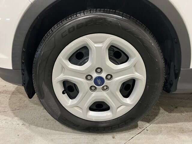
 2018 Ford Escape S full									