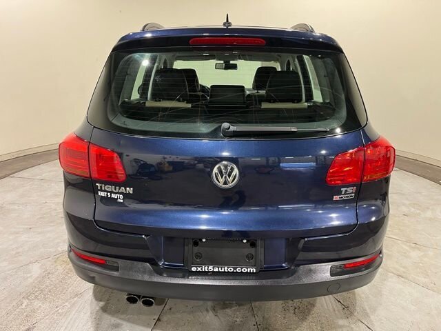 
 2016 Volkswagen Tiguan S 4Motion full									