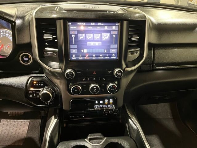 
 2019 RAM 1500 Big Horn/Lone Star w/ Apple Car Play full									