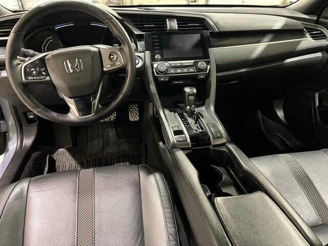 
 2020 Honda Civic Sport Touring full									