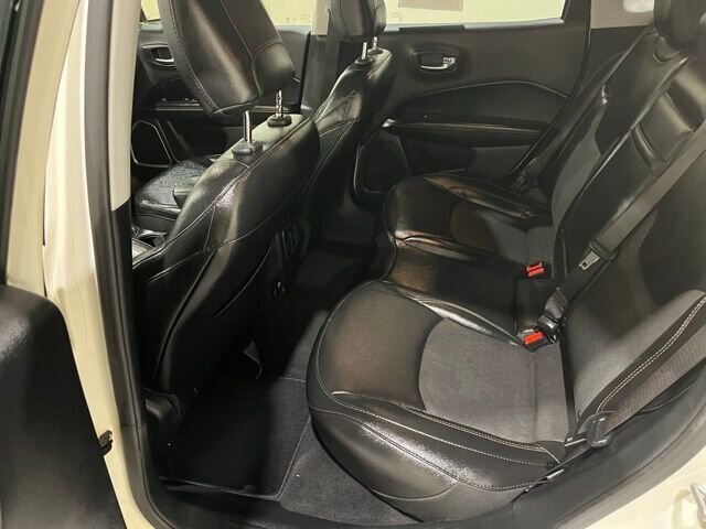 
 2020 Jeep Compass Latitude full									