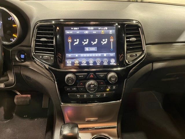 
 2020 Jeep Grand Cherokee Altitude full									