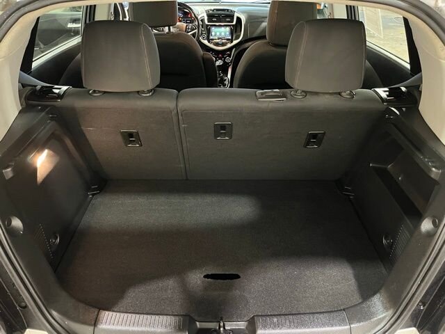 
 2018 Chevrolet Sonic LT Manual full									