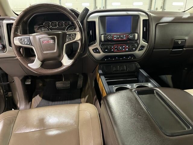
 2015 GMC Sierra 1500 SLT full									