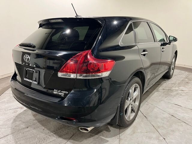 
 2014 Toyota Venza XLE full									