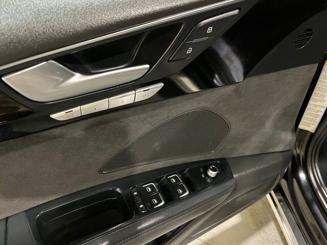 
 2015 Audi A8 L L 3.0T quattro full									