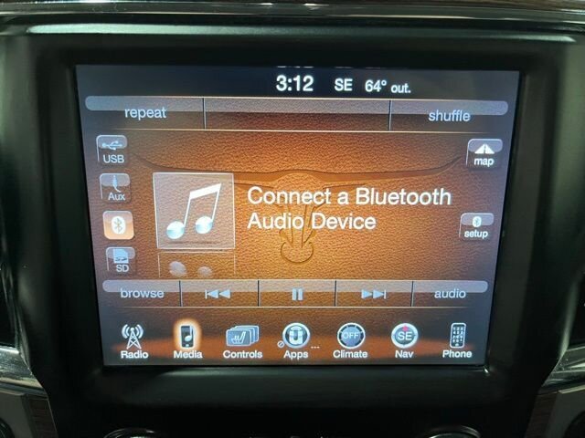 
 2016 RAM 1500 Laramie full									