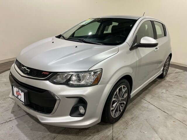 
 2018 Chevrolet Sonic LT Manual full									