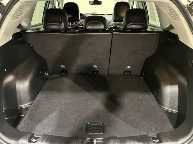 
 2020 Jeep Compass Latitude full									