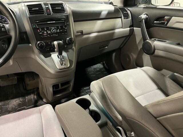 
 2011 Honda CR-V SE full									