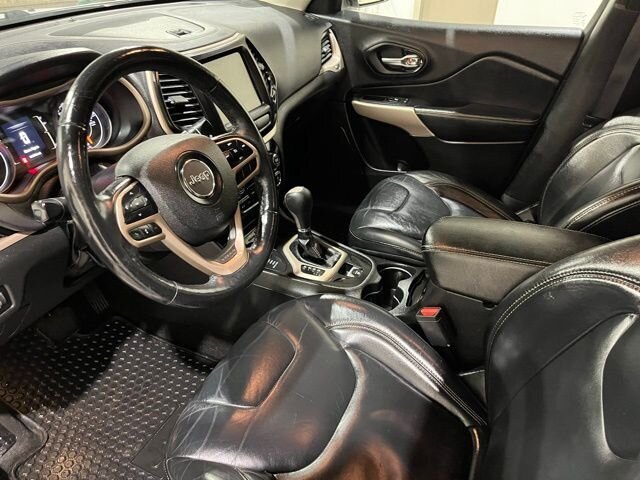 
 2017 Jeep Cherokee Latitude full									