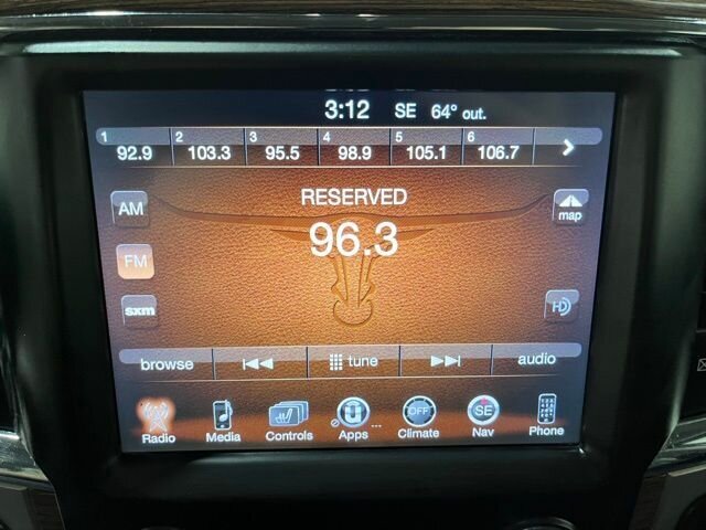 
 2016 RAM 1500 Laramie full									