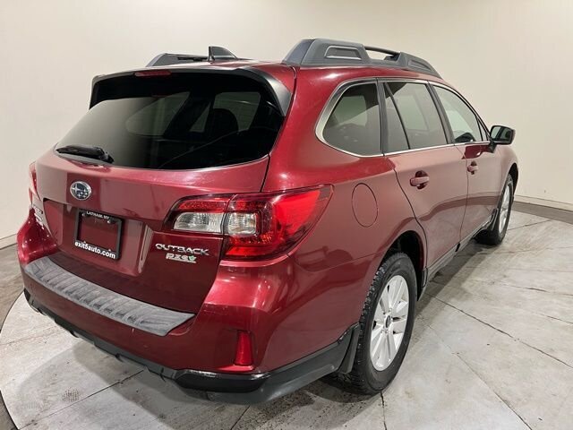 
 2017 Subaru Outback 2.5i Premium full									