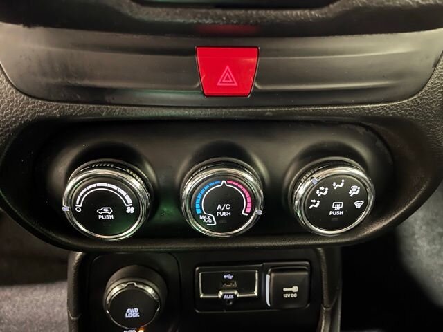 
 2017 Jeep Renegade Sport full									