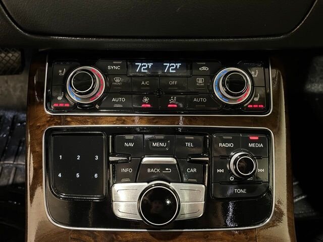 
 2015 Audi A8 L L 3.0T quattro full									