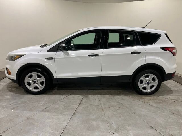 
 2018 Ford Escape S full									
