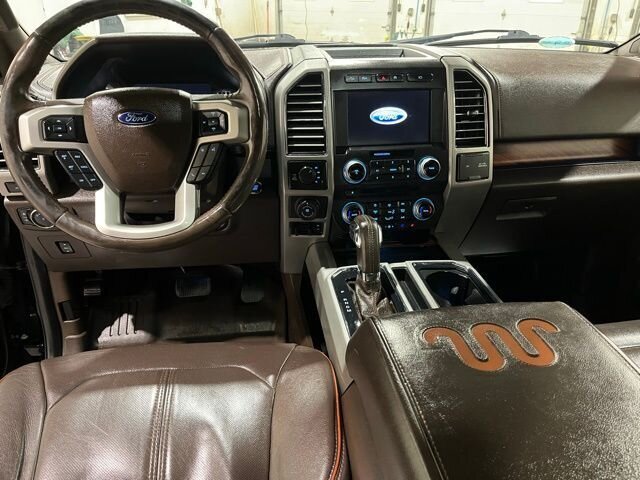 
 2017 Ford F-150 King Ranch full									