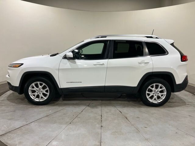 
 2017 Jeep Cherokee Latitude full									