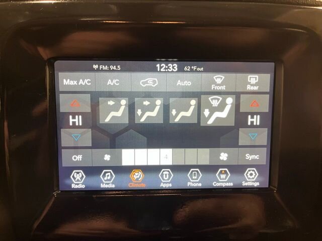 
 2020 Jeep Compass Latitude full									