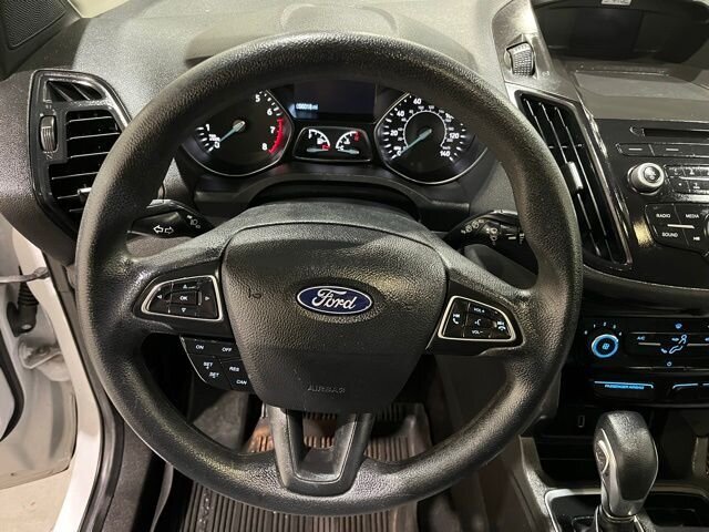 
 2018 Ford Escape S full									