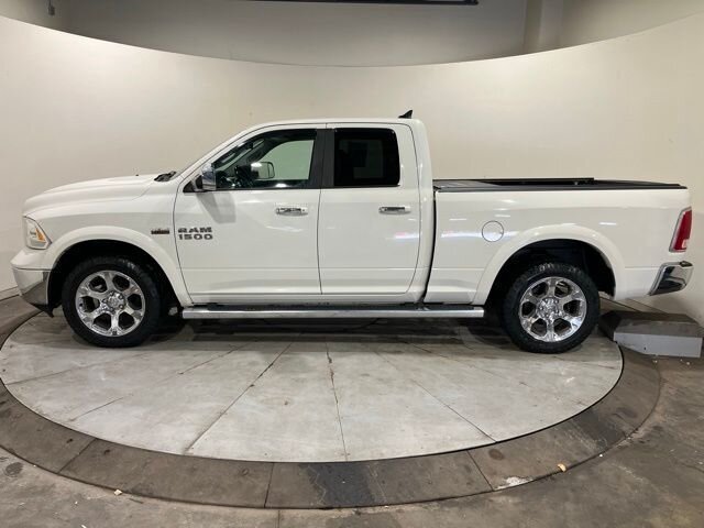 
 2016 RAM 1500 Laramie full									
