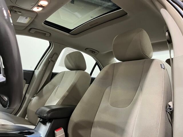 
 2011 Mercury Milan Hybrid Hybrid full									