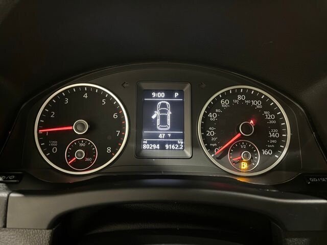 
 2016 Volkswagen Tiguan 2.0T S 4Motion full									