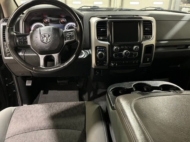 
 2016 RAM 1500 Big Horn full									
