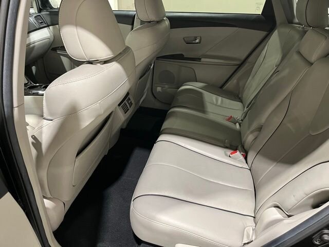 
 2014 Toyota Venza XLE full									