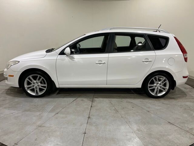 
 2011 Hyundai ELANTRA Touring SE full									