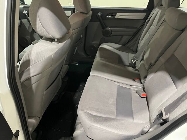 
 2011 Honda CR-V SE full									