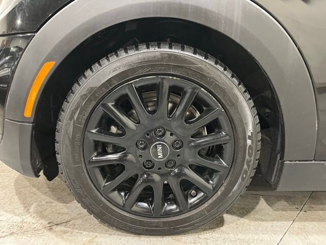 
 2017 MINI Cooper 3-door Base full									