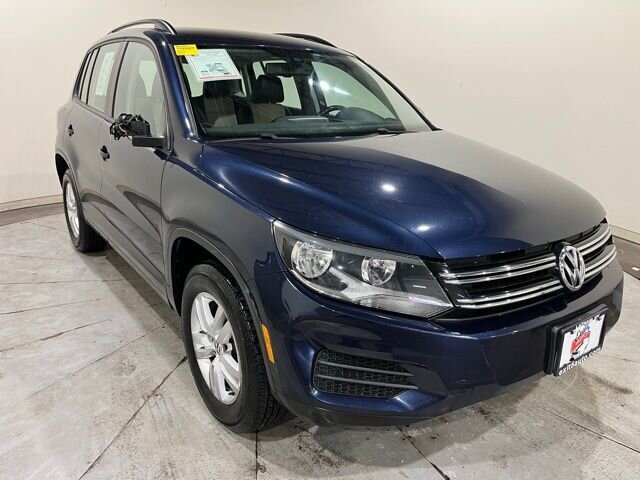 
 2016 Volkswagen Tiguan S 4Motion full									