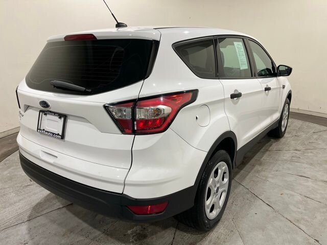 
 2018 Ford Escape S full									