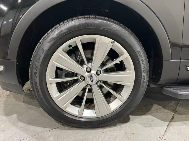 
 2019 Ford Explorer Limited full									