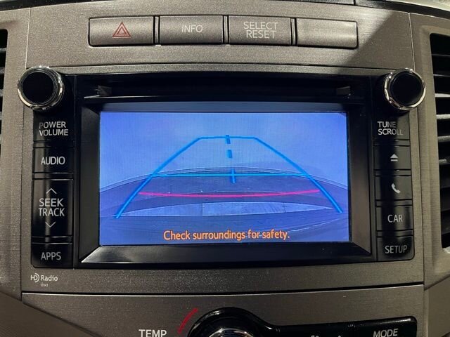 
 2014 Toyota Venza XLE full									