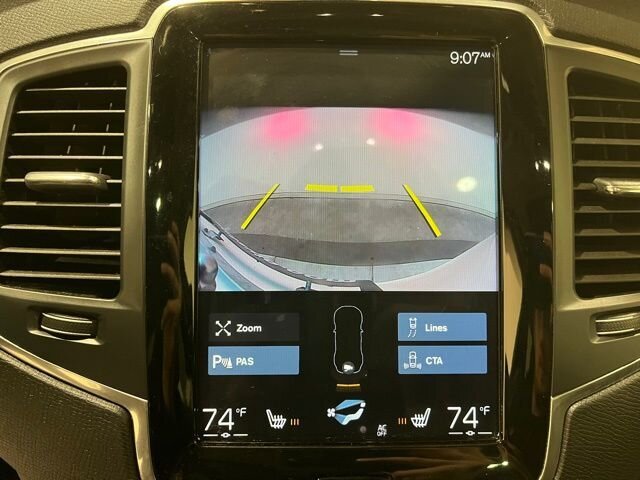 
 2020 Volvo XC90 T5 Momentum full									