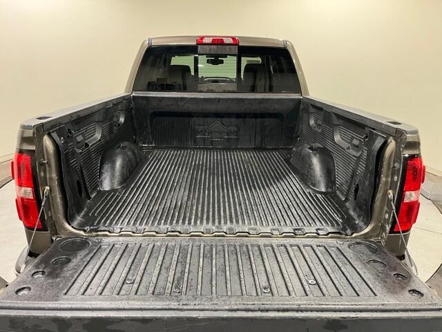 
 2015 GMC Sierra 1500 SLT full									