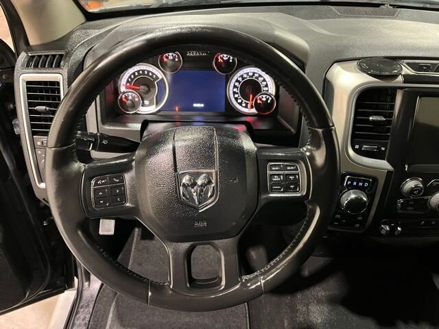 
 2016 RAM 1500 Big Horn full									