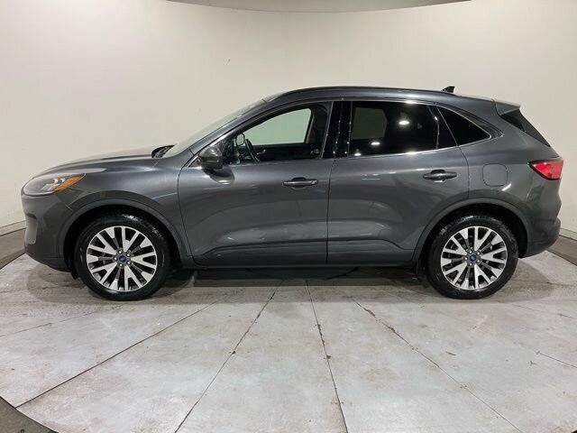 
 2020 Ford Escape Hybrid Titanium Hybrid full									