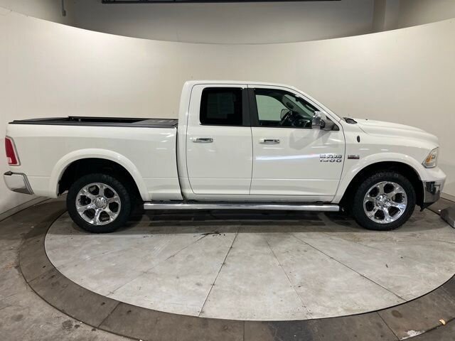 
 2016 RAM 1500 Laramie full									